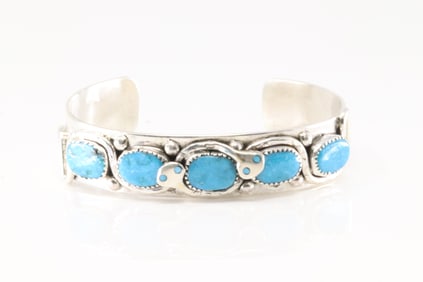 Native America Zuni Sterling Silver Kingman Turquoise Bracelet cuff By Effie C.