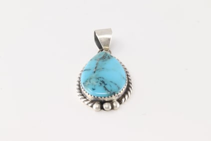 Native America Navajo Sterling Silver Kingman Turquoise Pendant By Freda Martinez.