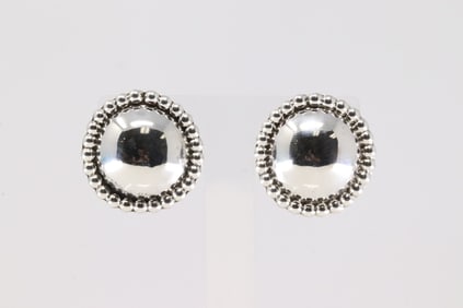 Native America Navajo Sterling Silver Solid Post Earring's By Lorraine Chee.