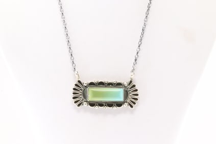 Native America Navajo Sterling Silver Kingman Turquoise Necklace By Geraldine James.