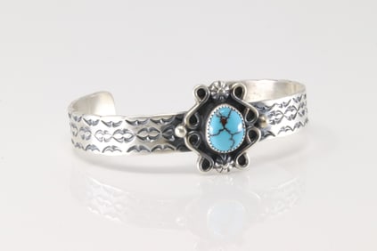 Native America Navajo Sterling Silver Kingman Turquoise Bracelet By R.M.