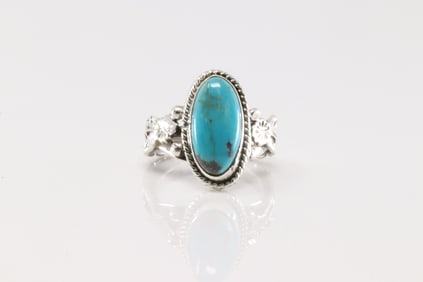 Native America Navajo Sterling Silver Turquoise Ring By Annette Chiquito.