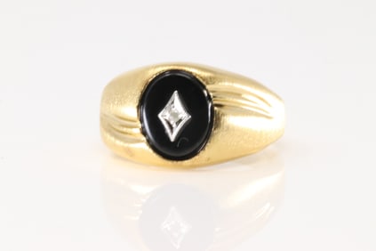 Black Onyx & Diamond Ring 14Kt.