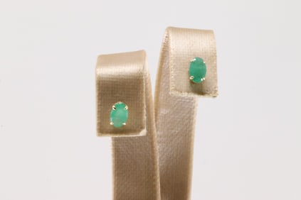 Emerald Stud Earring 14Kt.