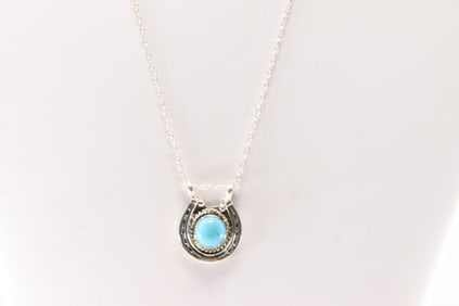 Native America Navajo Sterling Silver Turquoise Necklace By Annette Chiquito.
