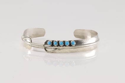 Native American Navajo Sterling Silver Turquoise Feather Bracelet Cuff.