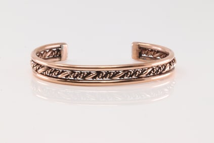 Native America Navajo Copper Bracelet Cuff By Elaine Tahe.