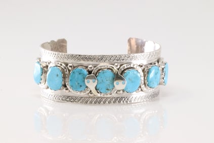 Native America Zuni Sterling Silver Turquoise Bracelet Cuff By Effie C.