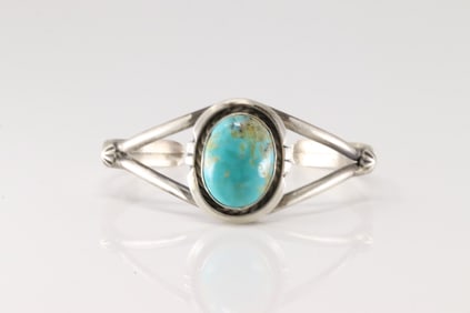 Native America Navajo Sterling Silver Kingman Turquoise Bracelet Cuff By Augustine Largo.