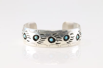Native America Navajo Sterling Silver Bear Paw Turquoise Bracelet Cuff By Pearlene Taller.