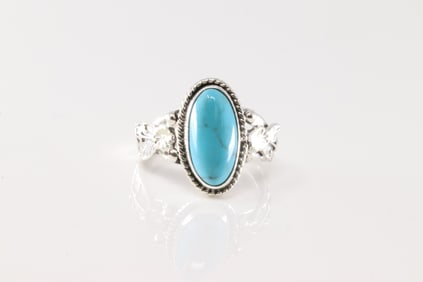 Native America Navajo Sterling Silver Turquoise Ring By Annette Chiquito.