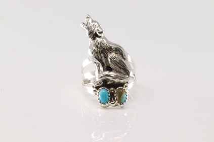 Native America Navajo Sterling Silver Turquoise Wolf Ring By Robert Martinez.