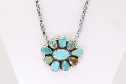 Native America Navajo Sterling Silver Kingman Turquoise Necklace By Geraldine James.