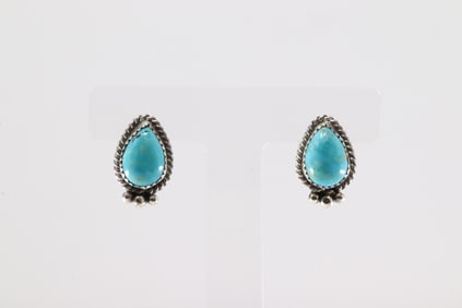 Native America Navajo Sterling Silver Kingman Turquoise Post Earring's By Trish Largo.