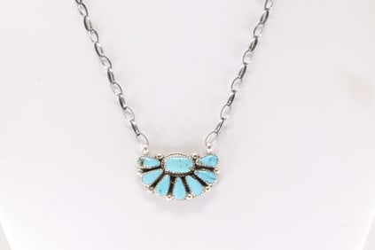 Native America Navajo Sterling Silver Kingman Turquoise Necklace By Alicia Wilson.