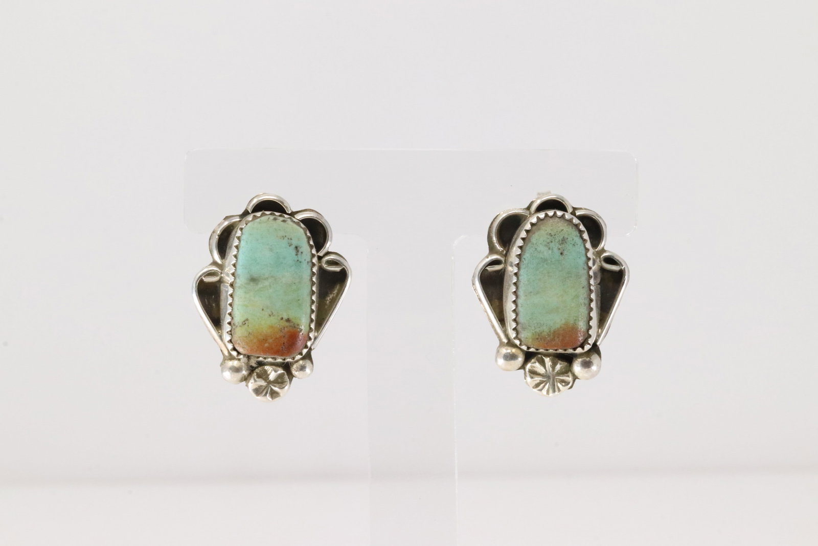 Native America Navajo Sterling Silver Turquoise Post Earring's By V.H.: This is a Native America Navajo Sterling Silver Turquoise Post Earring's By V.H.