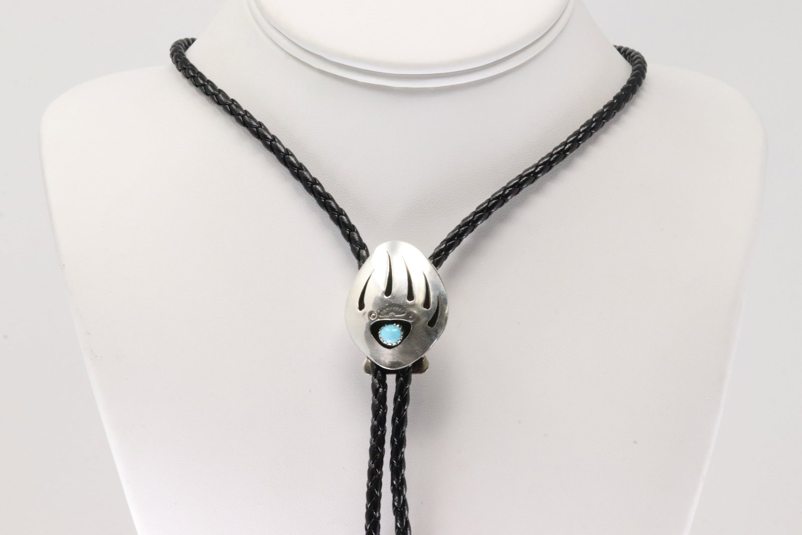 Native America Navajo Sterling Silver Bear Paw Turquoise Bolo Necklace By Ervin Begay.: This is a Native America Navajo Sterling Silver Bear Paw Turquoise Bolo Necklace By Ervin Begay. Necklace length: 34.00"