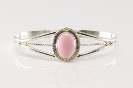 Native America Navajo Sterling Silver Pink Conch Shell Bracelet Cuff By P.Skeets.