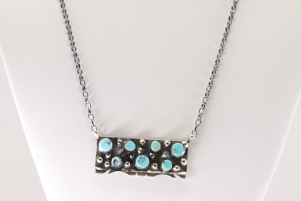 Native America Navajo Sterling Silver Kingman Turquoise Necklace By Steve Francisco.