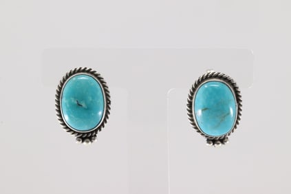 Native America Navajo Sterling Silver Kingman Turquoise Post Earring's By Theresa Smith.