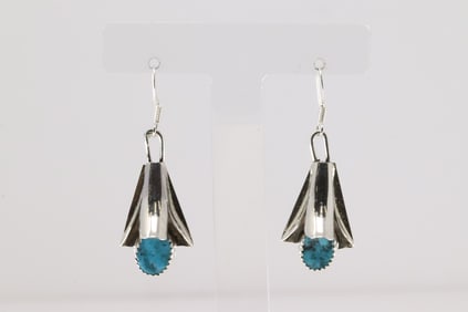 Native America Navajo Sterling Silver Turquoise Dangling Earring's By Louise Yazzie.