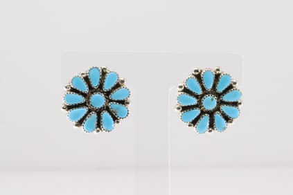 Native America Navajo Sterling Silver Kingman Turquoise Post Earring's By Alicia Wilson.