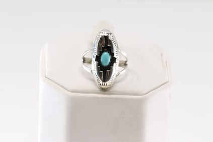 Native America Navajo Sterling Silver Kingman Turquoise Ring By Felix Perry.