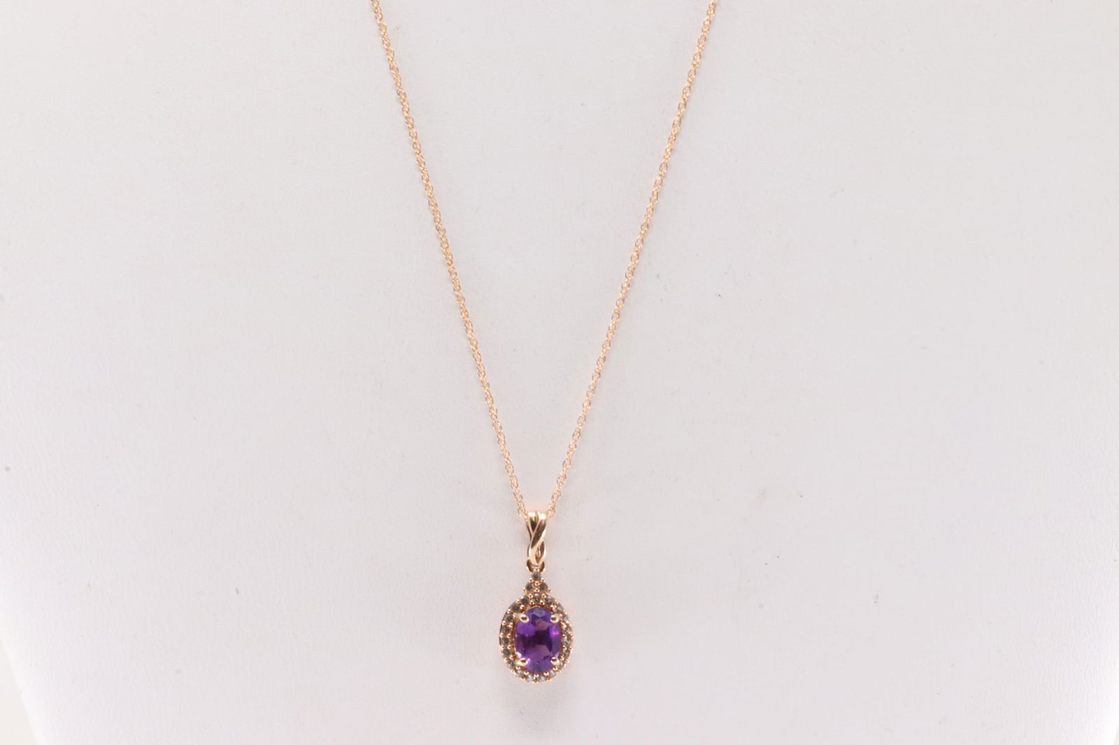 White Sapphire & Amethyst Pendant / Necklace 10Kt. (1 of 3)