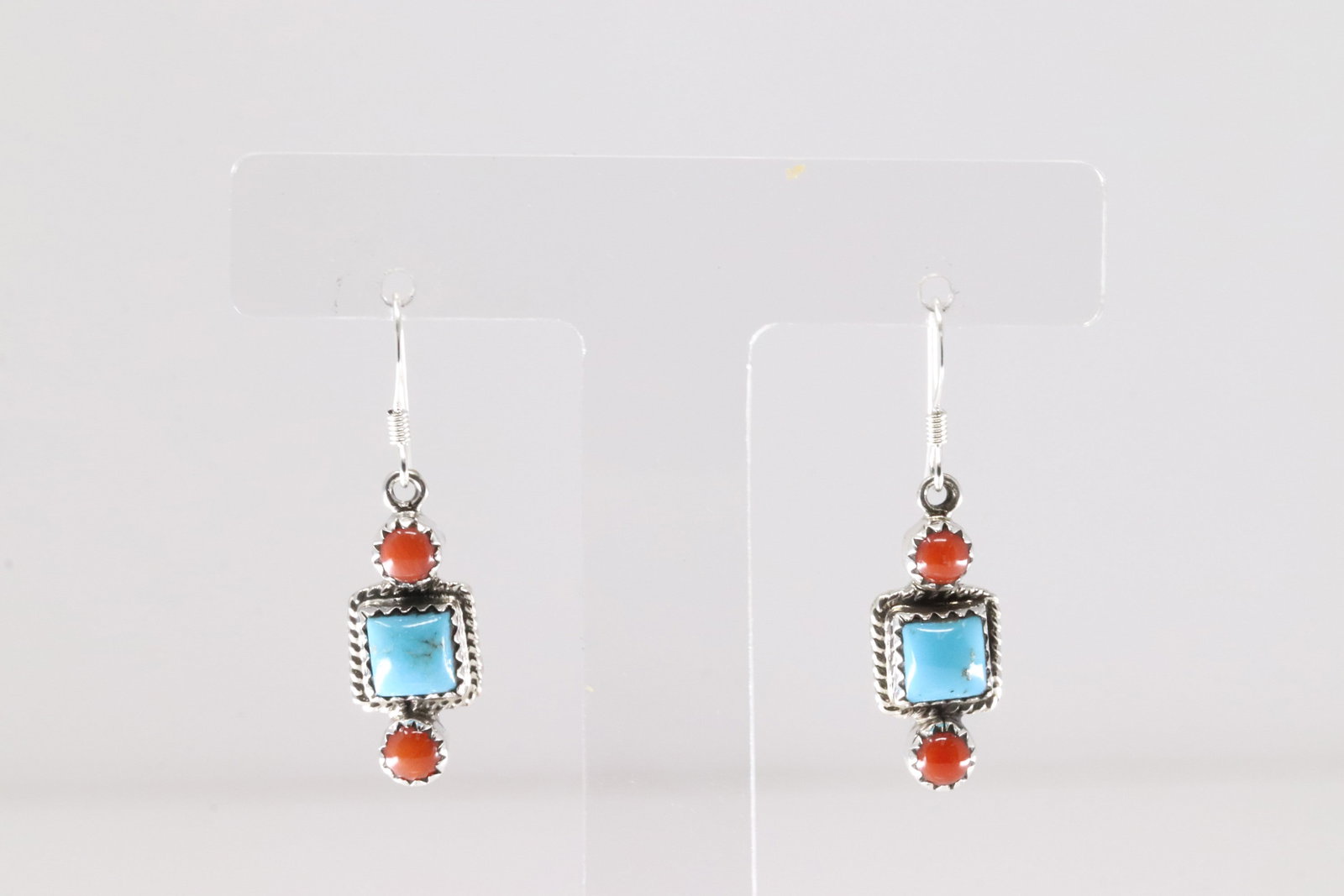 Native America Navajo Sterling Silver Coral & Turquoise Dangling Earring's By Gary Shorty.: This is a Native America Navajo Sterling Silver Coral & Turquoise Dangling Earring's By Gary Shorty.
