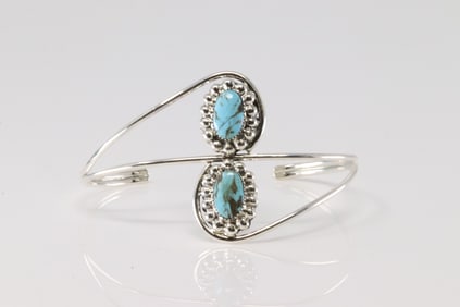 Native America Navajo Sterling Silver Turquoise Bracelet Cuff By Sadie Jim.