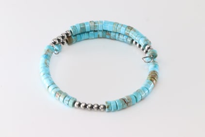 Native America Navajo Sterling Silver Turquoise Stretch Bracelet.
