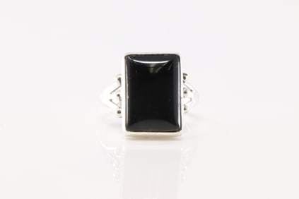 Native America Navajo Sterling Silver Black Onyx Ring By Jerryson Henio.
