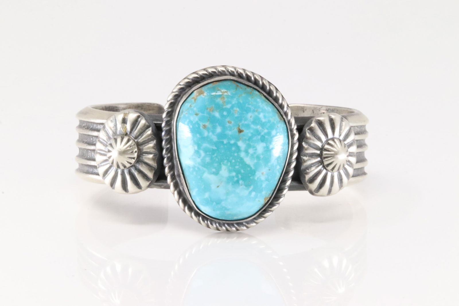 Native America Navajo Sterling Silver Kingman Turquoise Bracelet Cuff By Chimney Butte. (1 of 4)