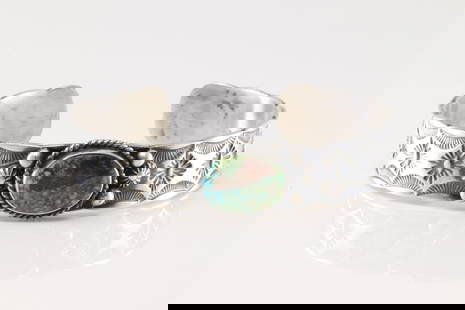 Native America Navajo Sterling Silver Kingman Turquoise Bracelet Cuff By Kevin Billah.: This is a Native America Navajo Sterling Silver Kingman Turquoise Bracelet Cuff By Kevin Billah.