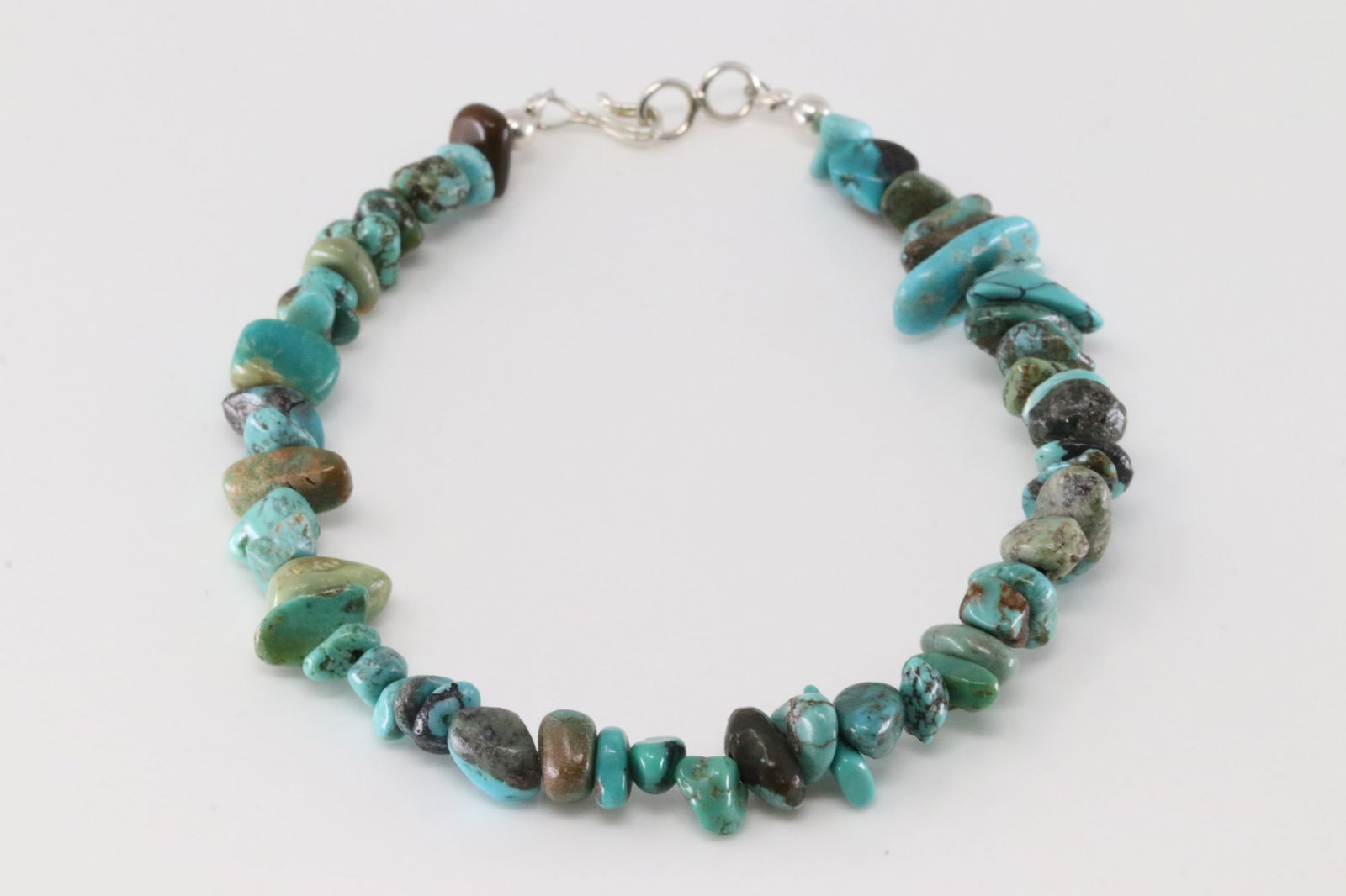 Native America Navajo Sterling Silver Turquoise Bracelet Link.: This is a Native America Navajo Sterling Silver Turquoise Bracelet Link. Bracelet length: 7.00"