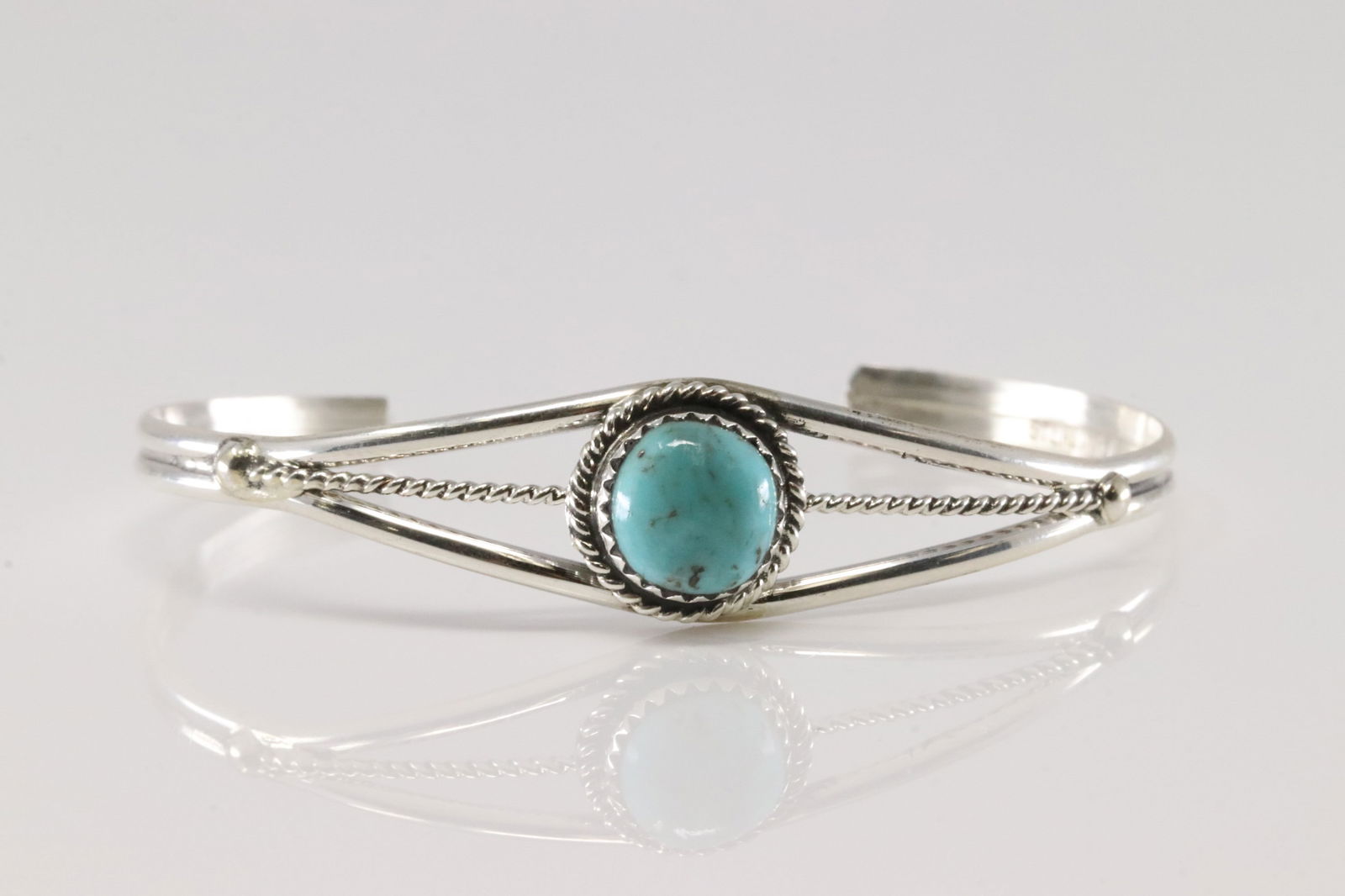 Native America Navajo Sterling Silver Kingman Turquoise Bracelet Cuff By E.W.: This is a Native America Navajo Sterling Silver Kingman Turquoise Bracelet Cuff By E.W.