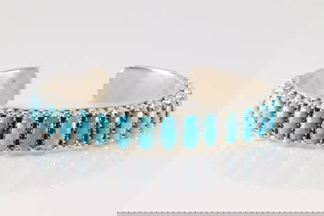 Native America Navajo Sterling Silver Kingman Turquoise Bracelet Cuff By Jasper Wilson.: This is a Native America Navajo Sterling Silver Kingman Turquoise Bracelet Cuff By Jasper Wilson.