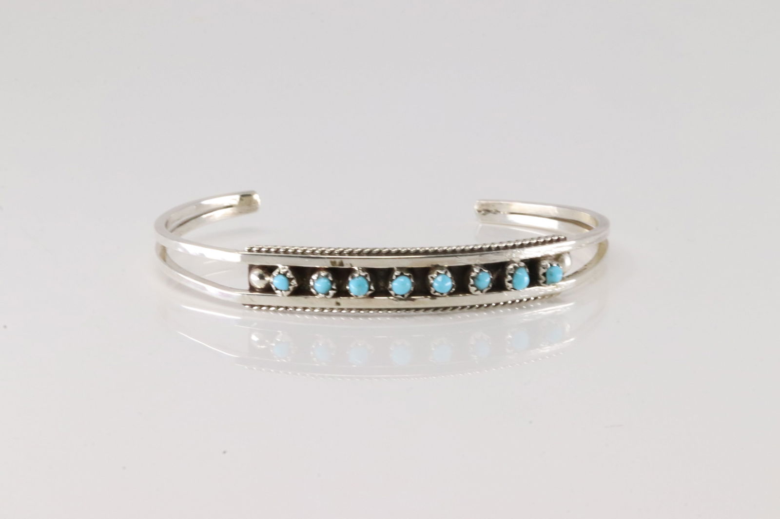 Native America Zuni Sterling Silver Turquoise Bracelet Cuff By Susie Livingston.: This is a Native America Zuni Sterling Silver Turquoise Bracelet Cuff By Susie Livingston.