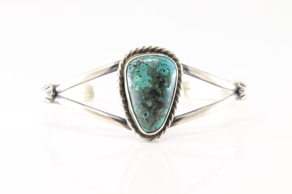 Native America Navajo Sterling Silver Kingman Turquoise Bracelet Cuff By Augustine Largo.