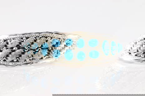 Native America Navajo Sterling Silver Kingman Turquoise Bracelet Cuff By Anita Whitegoat.: This is a Native America Navajo Sterling Silver Kingman Turquoise Bracelet Cuff By Anita Whitegoat.