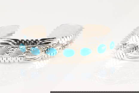 Native America Navajo Sterling Silver Turquoise Bracelet Cuff By David Segar.: This is a Native America Navajo Sterling Silver Turquoise Bracelet Cuff By David Segar.