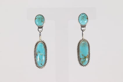 Native America Navajo Sterling Silver Kingman Turquoise Post Earring's By Judith Dixon.