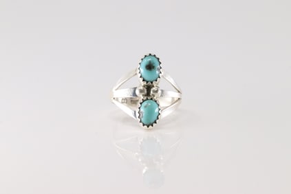 Native America Navajo Sterling Silver Turquoise Ring 2 Stone.