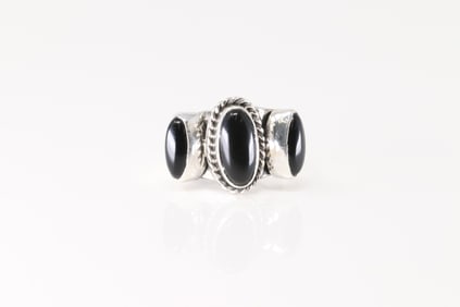 Native America Navajo Sterling Silver Black Onyx Ring By Andrew Enrico.