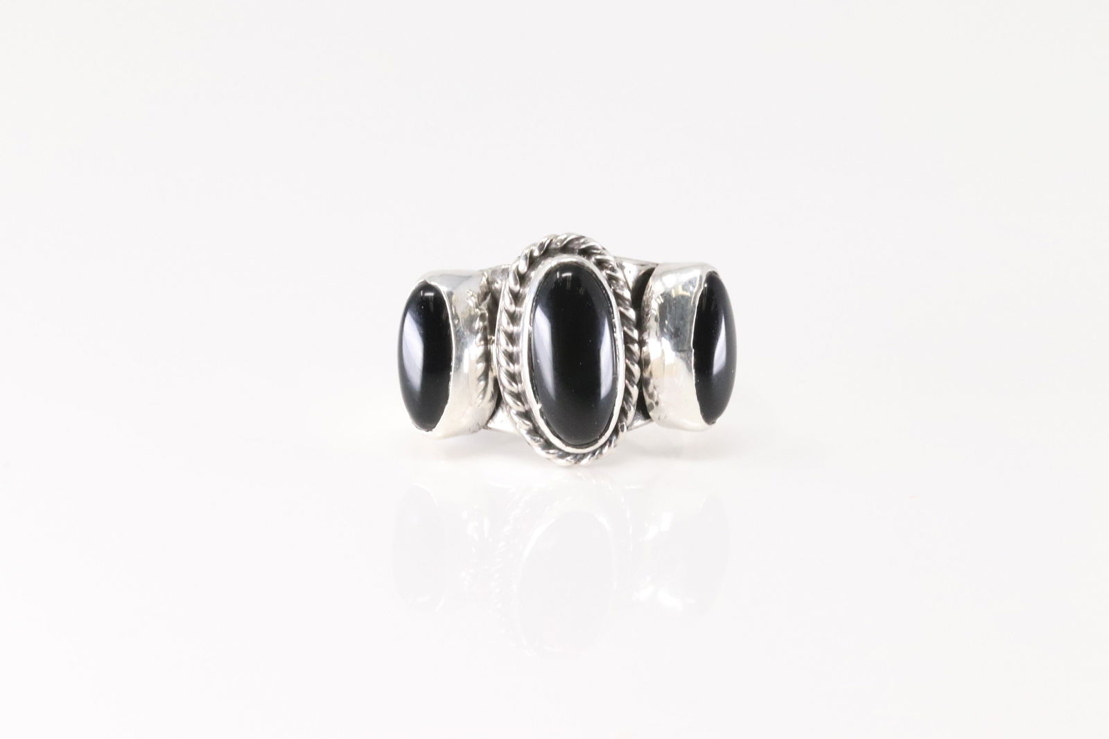 Native America Navajo Sterling Silver Black Onyx Ring By Andrew Enrico. (1 of 4)