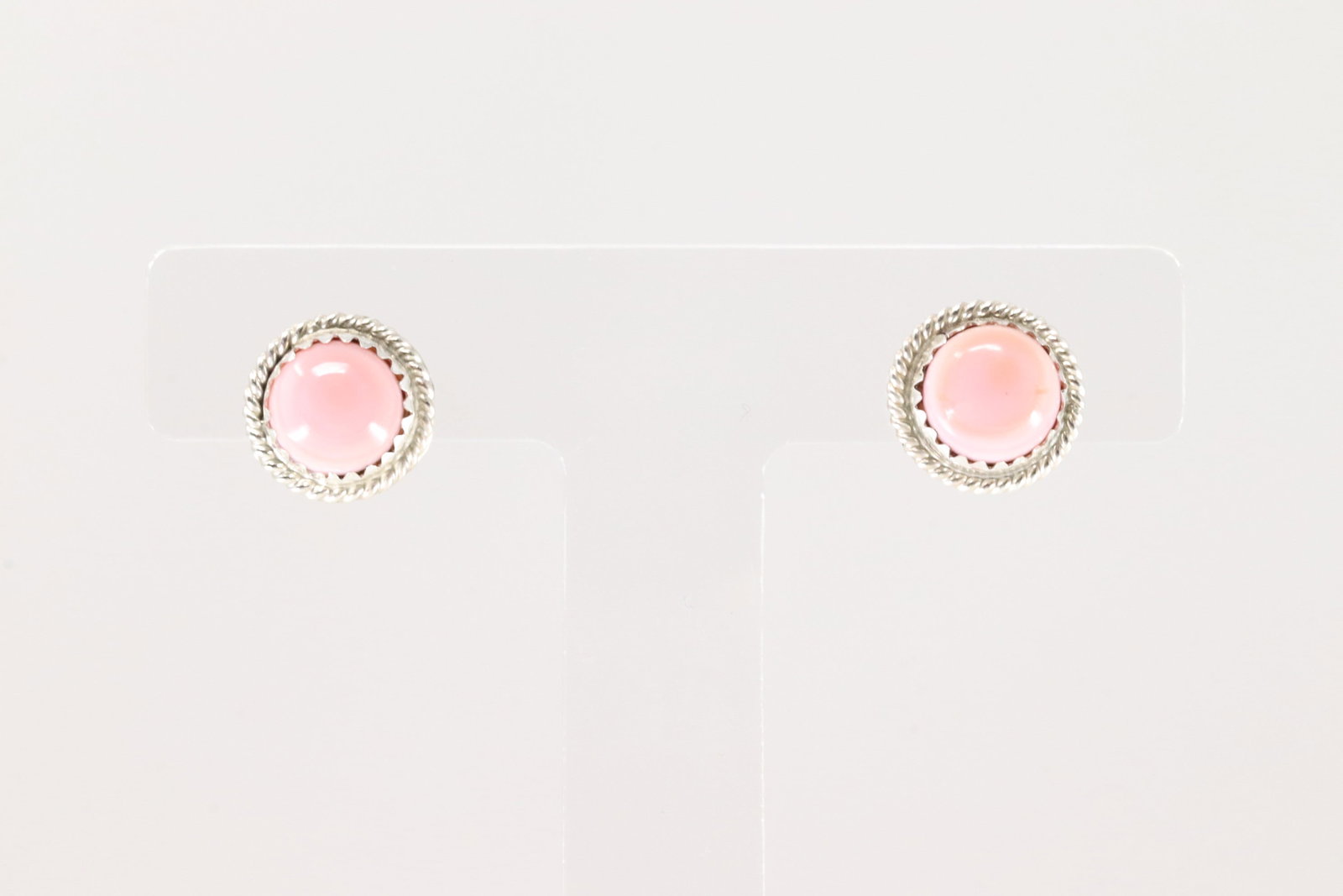 Native America Navajo Sterling Silver Pink Conch Post Earring's By Esther White.: This is a Native America Navajo Sterling Silver Pink Conch Post Earring's By Esther White.
