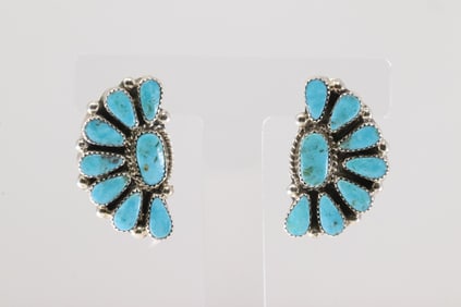Native America Navajo Sterling Silver Kingman Turquoise Post Earring's By Alicia Wilson.