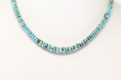 Native America Navajo Sterling Silver Beaded Turquoise Necklace.
