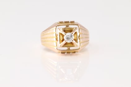 Diamond Ring 10Kt.