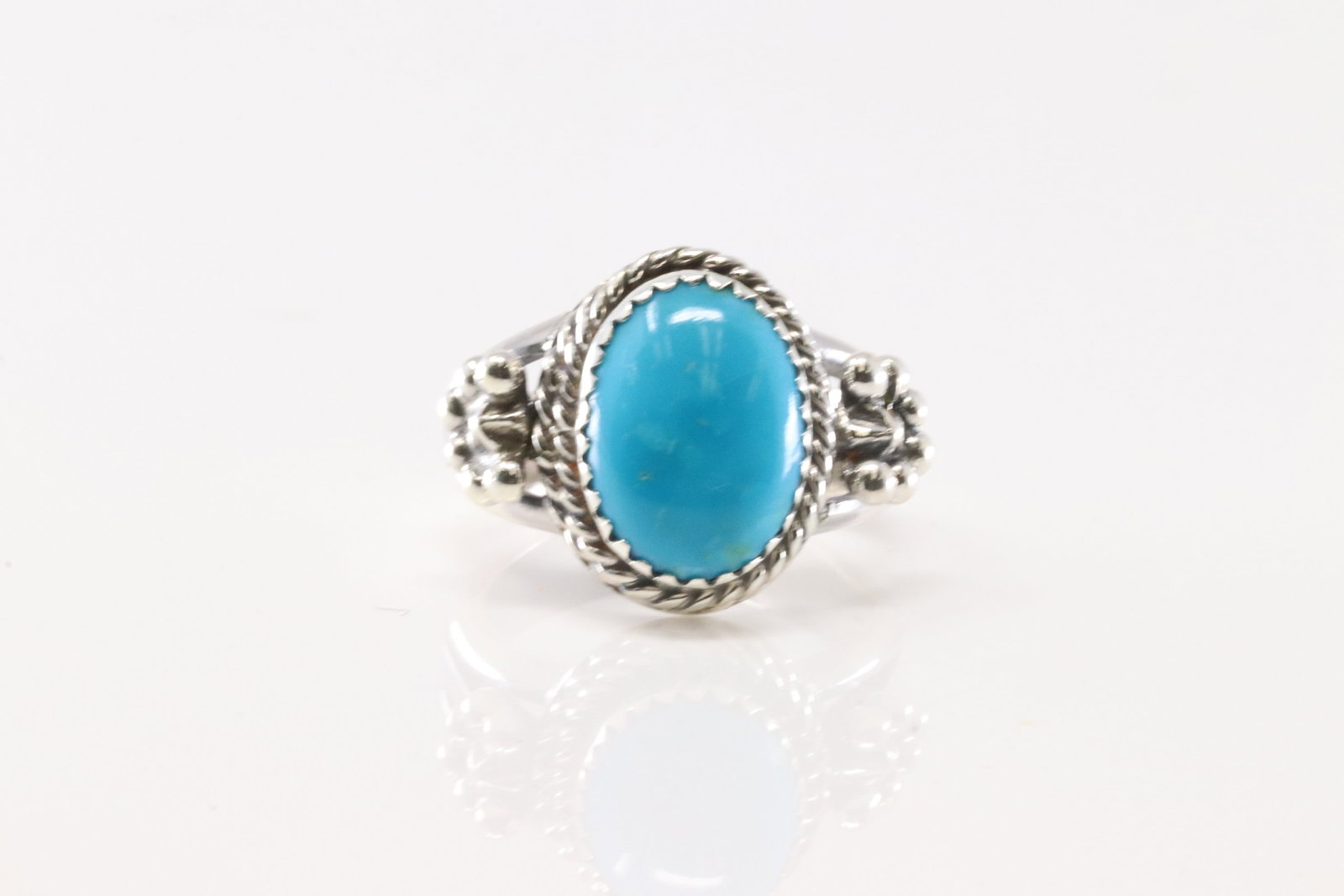 Native America Navajo Sterling Silver Turquoise Ring By Shenna Jack.: This is a Native America Navajo Sterling Silver Turquoise Ring By Shenna Jack. Ring Size: 7.00.